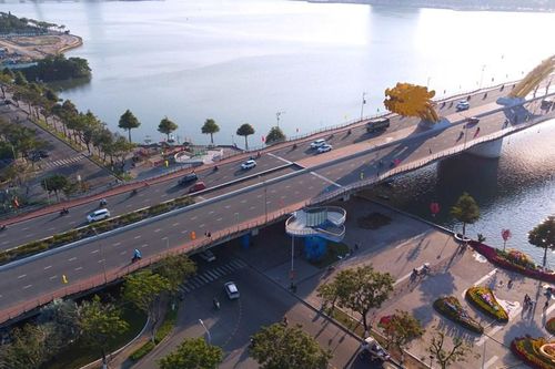 Khơi thông cơ sở hạ tầng