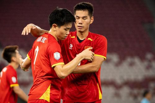 Đình Bắc đáp lại sự kỳ vọng của HLV Kim Sang Sik