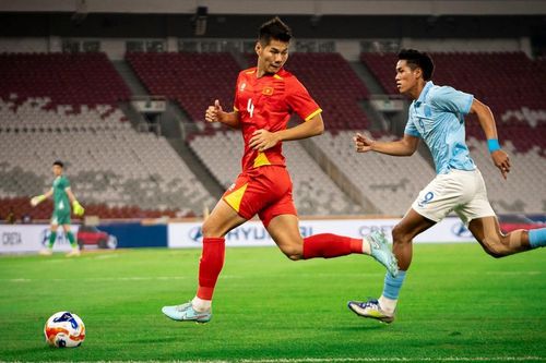 Tin nóng bóng đá Việt hôm nay 23/7: U23 Việt Nam đá trận bán kết 1; Trường Tươi Bình Phước công bố Ban huấn luyện hùng hậu