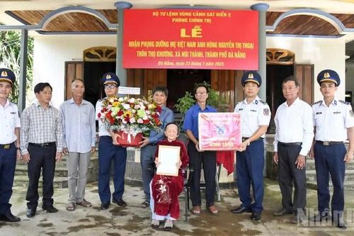 Vùng Cảnh sát biển 2 nhận phụng dưỡng hai Mẹ Việt Nam Anh hùng