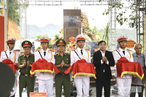 Điện Biên: Khánh thành Khu tưởng niệm Anh hùng liệt sĩ Phạm Văn Cường