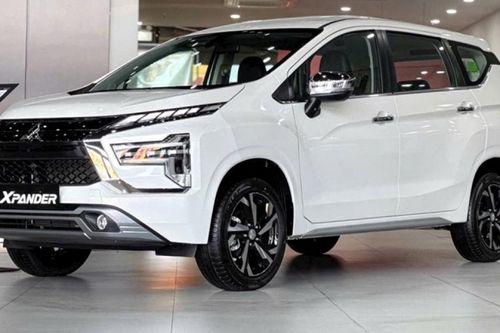 Top 5 mẫu ô tô nhập khẩu bán chạy nhất Việt Nam nửa đầu năm 2025