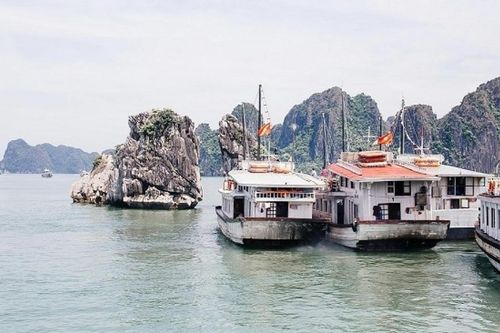 Chuyên gia tâm lý học đưa ra lời khuyên sau vụ lật tàu du lịch ở Hạ Long