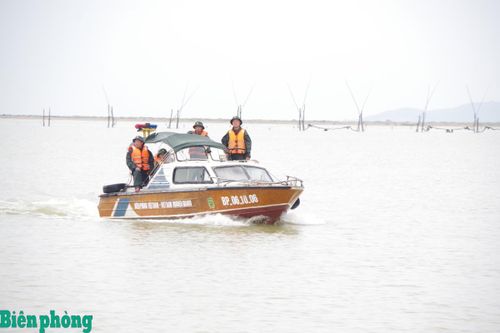 Vững vàng nơi tuyến đầu chống bão