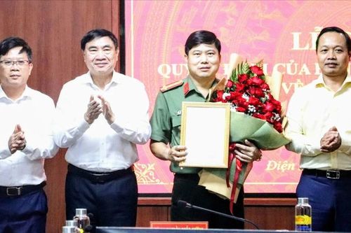 Công bố quyết định của Ban Bí thư Trung ương Đảng về công tác cán bộ