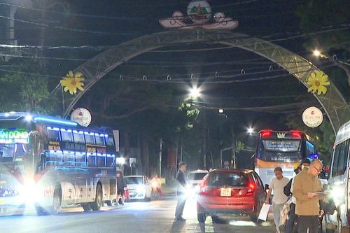 Gia Lai dừng chuyến xe đưa đón cán bộ xuống Quy Nhơn làm việc