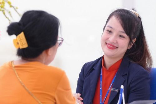 Một 'đại gia' ngân hàng đóng cửa hàng loạt điểm giao dịch