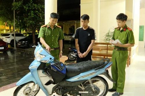 Bắt nhiều đối tượng lợi dụng mưa, bão trộm cắp tài sản