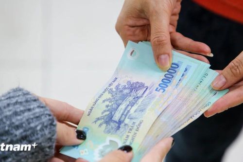 Bộ Nội vụ: Không cắt giảm tiền thêm giờ, trợ cấp khi tăng lương tối thiểu