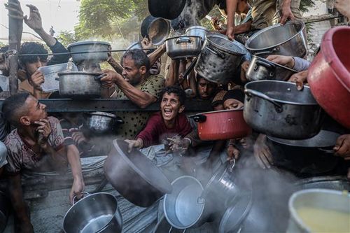 Cuộc chiến sinh tồn: Khi các điểm cứu trợ Gaza trở thành 'bẫy tử thần'