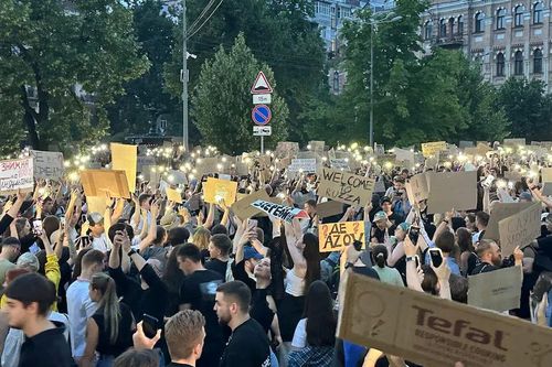 Ukraine: Biểu tình phản đối chính phủ nổ ra ở Kiev