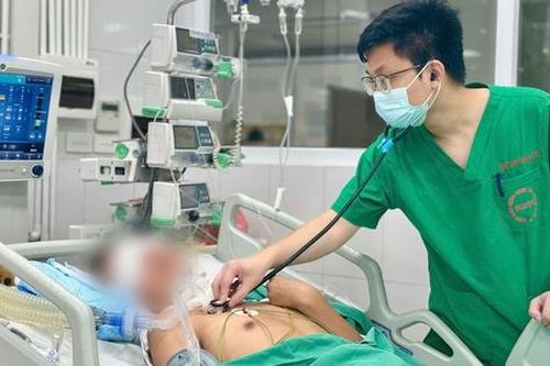 Nam sinh 17 tuổi mắc viêm não Nhật Bản, sống thực vật sau cơn sốt cao