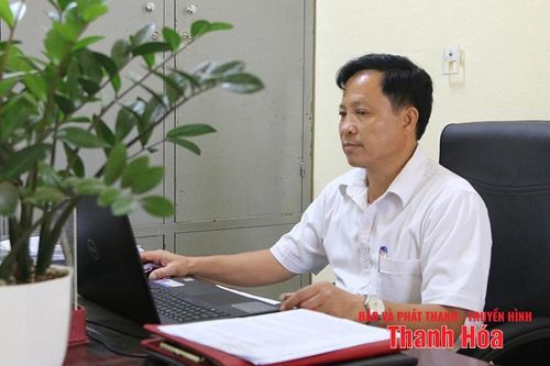 Học theo Bác, làm cho dân tin