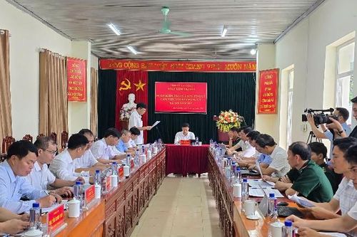 Kiểm tra, nắm tình hình tổ chức, hoạt động mô hình chính quyền địa phương 2 cấp tại xã Sin Suối Hồ