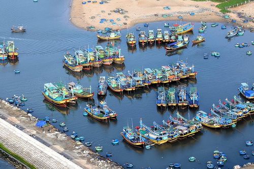 Nâng thu nhập của phường ven biển