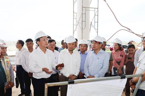 Chủ tịch UBND tỉnh Lâm Đồng Hồ Văn Mười kiểm tra các dự án trọng điểm