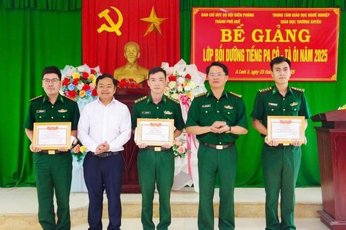 Bế mạc lớp bồi dưỡng tiếng dân tộc thiểu số Pa Cô - Tà Ôi