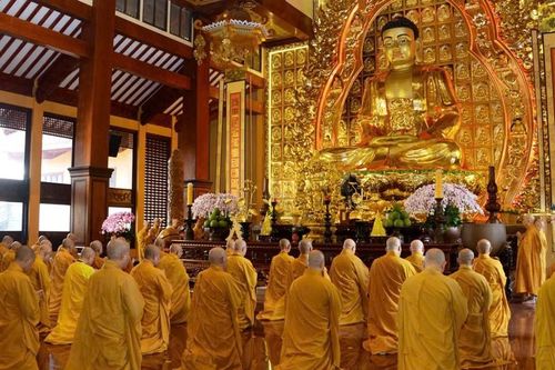 Kỳ Bố-tát đầu tiên của chư Tăng TP.HCM sau khi sáp nhập tỉnh Bình Dương (cũ) và Bà Rịa - Vũng Tàu (cũ)