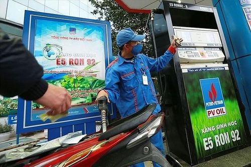 Giá dầu thế giới biến động đẩy áp lực lạm phát gia tăng