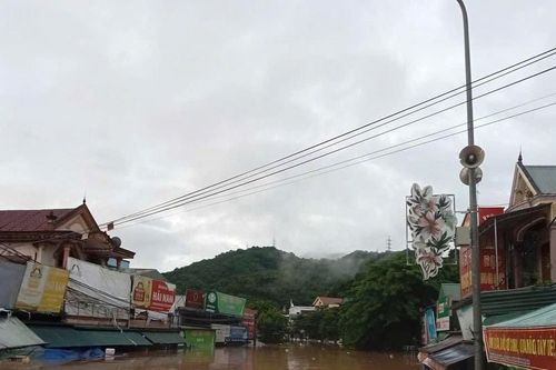 Bão số 3 Wipha khiến 2 người chết, 6 sự cố đê điều và 3.351 nhà bị ngập nặng