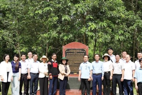 Đảng ủy Các cơ quan Đảng tỉnh Đắk Lắk về nguồn tại Khu căn cứ cách mạng H9