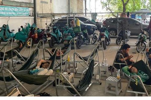 Cà phê - trạm sạc: Mô hình kinh doanh mới của xu hướng đô thị hóa xanh