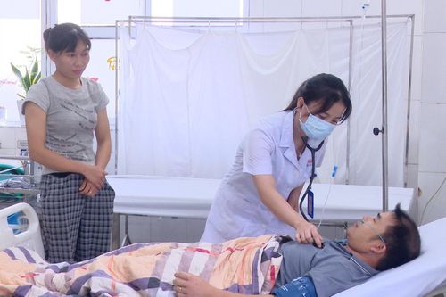 Nâng chất lượng bệnh viện tuyến dưới, giảm tải tuyến Trung ương