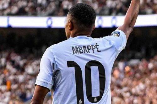Real Madrid trao áo số 10 cho Mbappe