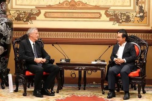 Chủ tịch UBND TPHCM tiếp Tổng Lãnh sự Italia chào từ biệt kết thúc nhiệm kỳ công tác