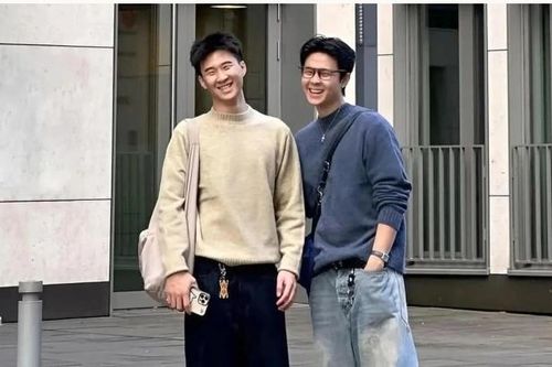 Hai anh em sinh đôi người Việt thiệt mạng trong vụ tông xe thương tâm ở Đức