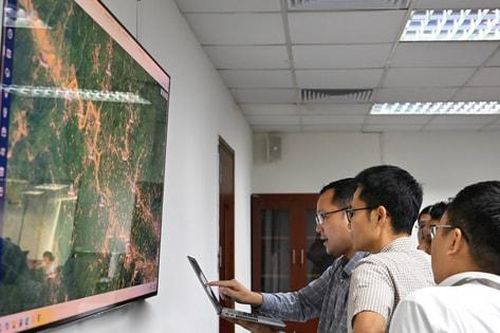 Viettel sẵn sàng dùng drone phát sóng tại khu vực bị ngập lụt tỉnh Nghệ An