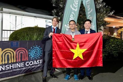 Chuyện về nam sinh Hà Tĩnh 'ẵm' Huy chương Vàng Olympic Toán học quốc tế