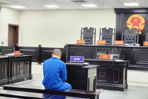Tài xế 'xe ôm' đâm chết đồng nghiệp vì xích mích trong lúc đón khách