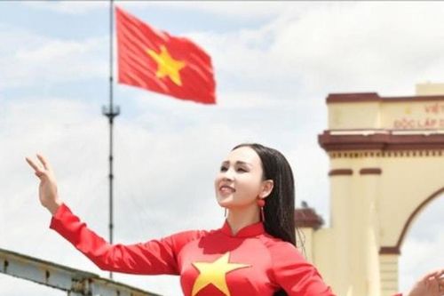 Sao Mai Khánh Ly ra mắt MV 'Còn mãi với non sông' tri ân các anh hùng liệt sĩ
