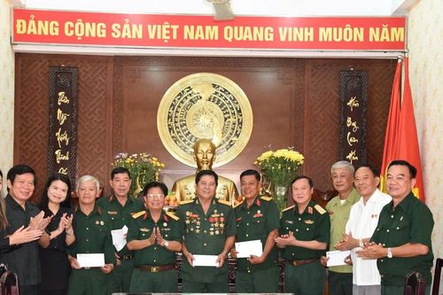 TP Hồ Chí Minh: 103 thương binh, bệnh binh nhận hỗ trợ hơn 1 tỷ đồng
