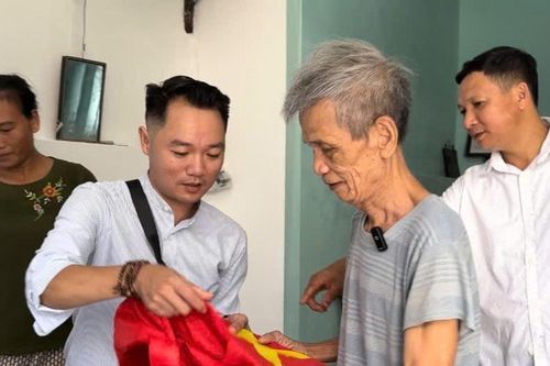 Những bức ảnh liệt sĩ được hồi sinh trong tháng 7 tri ân