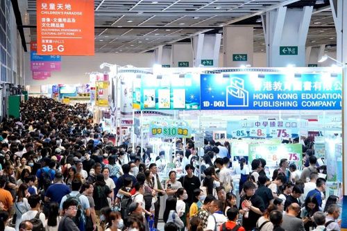 Hội chợ sách Hồng Kông lần thứ 35: Thu hút 890.000 lượt khách tham quan