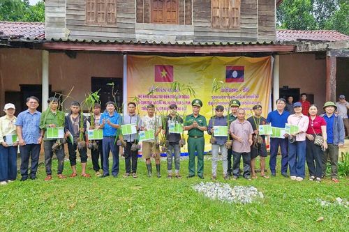 Chung tay vun đắp sinh kế cho người dân vùng biên giới