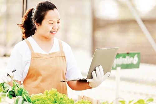 Việc làm xanh, hướng đi tất yếu trong phát triển bền vững