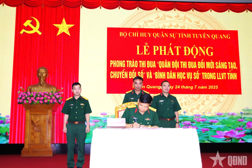Bộ CHQS tỉnh Tuyên Quang phát động phong trào thi đua 'Đổi mới sáng tạo, chuyển đổi số' và 'Bình dân học vụ số'