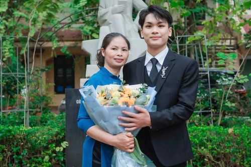 Nam sinh Lạng Sơn đỗ đầu toàn tỉnh khối B00 với khát vọng trở thành bác sĩ