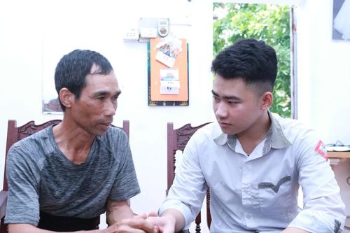 Nam sinh muốn viết tiếp ước mơ còn dang dở của bố 40 năm trước