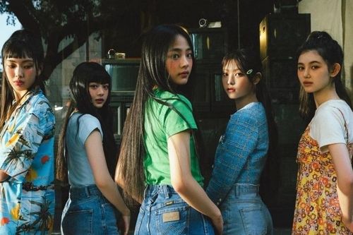K-pop: NewJeans kỷ niệm 3 năm ra mắt giữa thời điểm tranh chấp hợp đồng với công ty quản lý