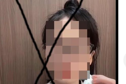 Đề xuất cấm mặc blouse trắng trong quảng cáo mỹ phẩm