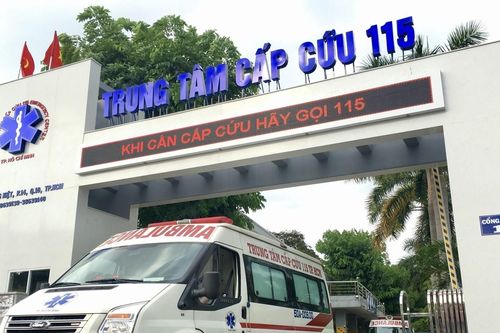 Nửa đêm, vợ đã làm đúng một việc cứu chồng thoát khỏi 'cửa tử'