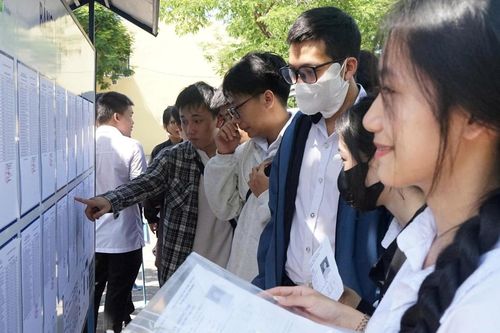 Đại học Đà Nẵng công bố điểm sàn 2025: Bách khoa vượt Y Dược, cao nhất 21,5 điểm