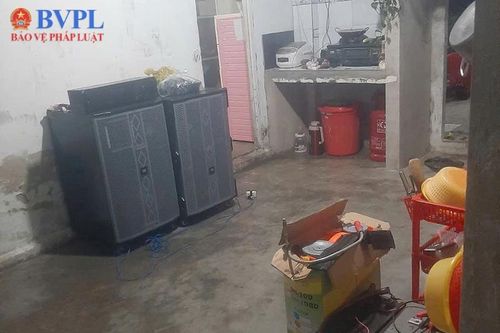 Người đàn ông tử vong vì dùng xăng đốt vợ rồi tự sát
