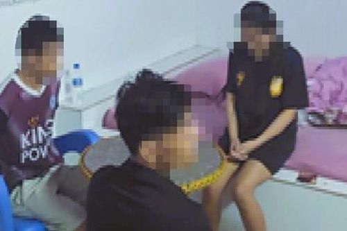 Phát hiện hành động mờ ám của cô gái 24 tuổi cùng với 2 người đàn ông trong nhà nghỉ