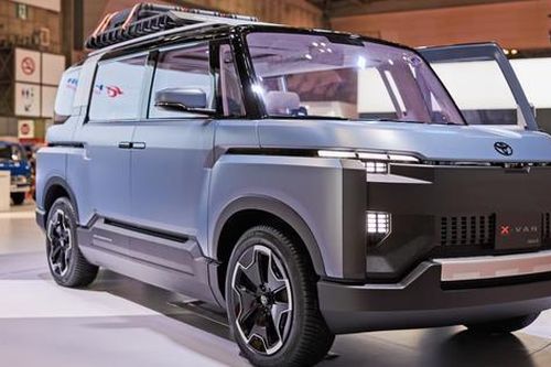 Toyota sắp ra mắt minivan địa hình tương tự Land Cruiser?