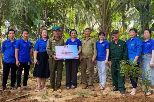 'Giữ lửa' phong trào tuổi trẻ sau sáp nhập